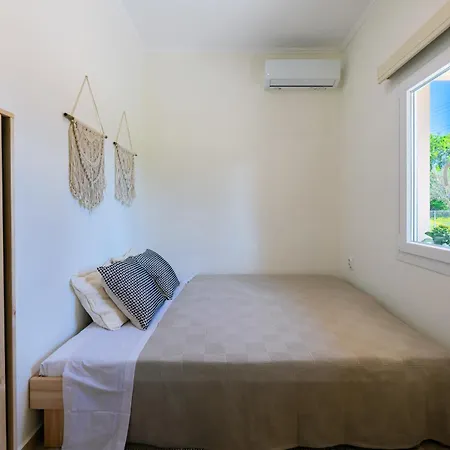 Aloni Estate Corfu 度假居 阿查拉维